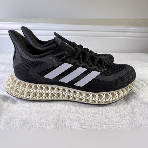 Adidas 4DFWD 2 Running Shoe, Women’s 7.5 - Picture 8 of 8